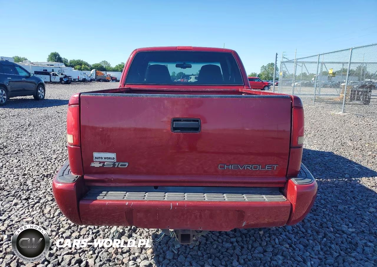 1998 Chevrolet S Truck S10 VIN:1GCCS19X4W8222922 - 10