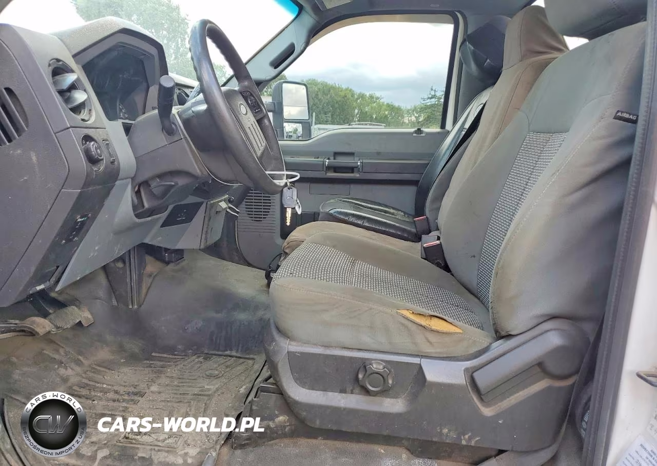 2016 Ford F550 Super Duty VIN:1FDUF5GT3GED28129 - 7