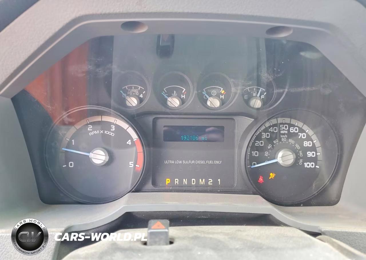 2016 Ford F550 Super Duty VIN:1FDUF5GT3GED28129 - 9
