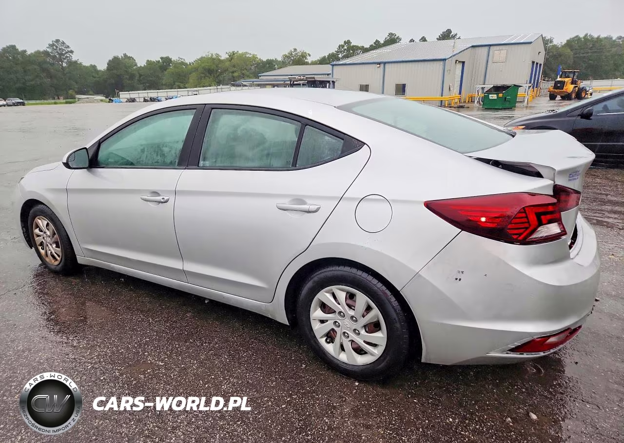 2019 Hyundai Elantra Se VIN:5NPD74LF0KH470104 - 2