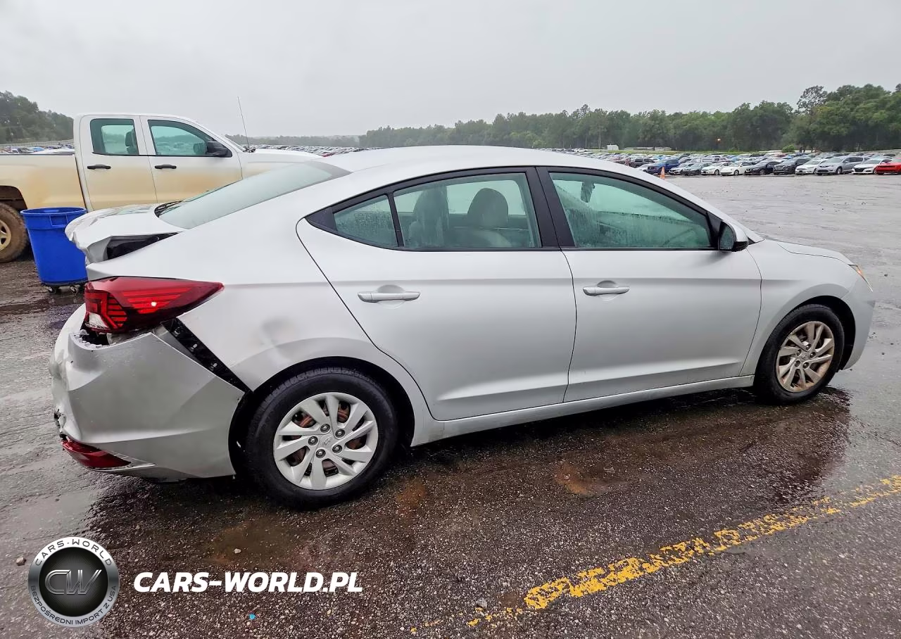 2019 Hyundai Elantra Se VIN:5NPD74LF0KH470104 - 3