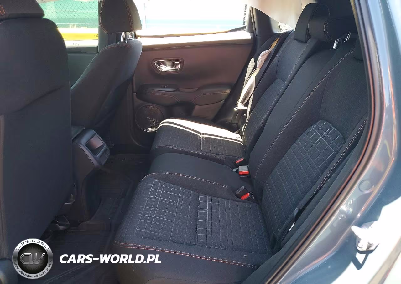 2026 Honda Hr-V Sport VIN:3CZRZ2H58TM758642 - 11