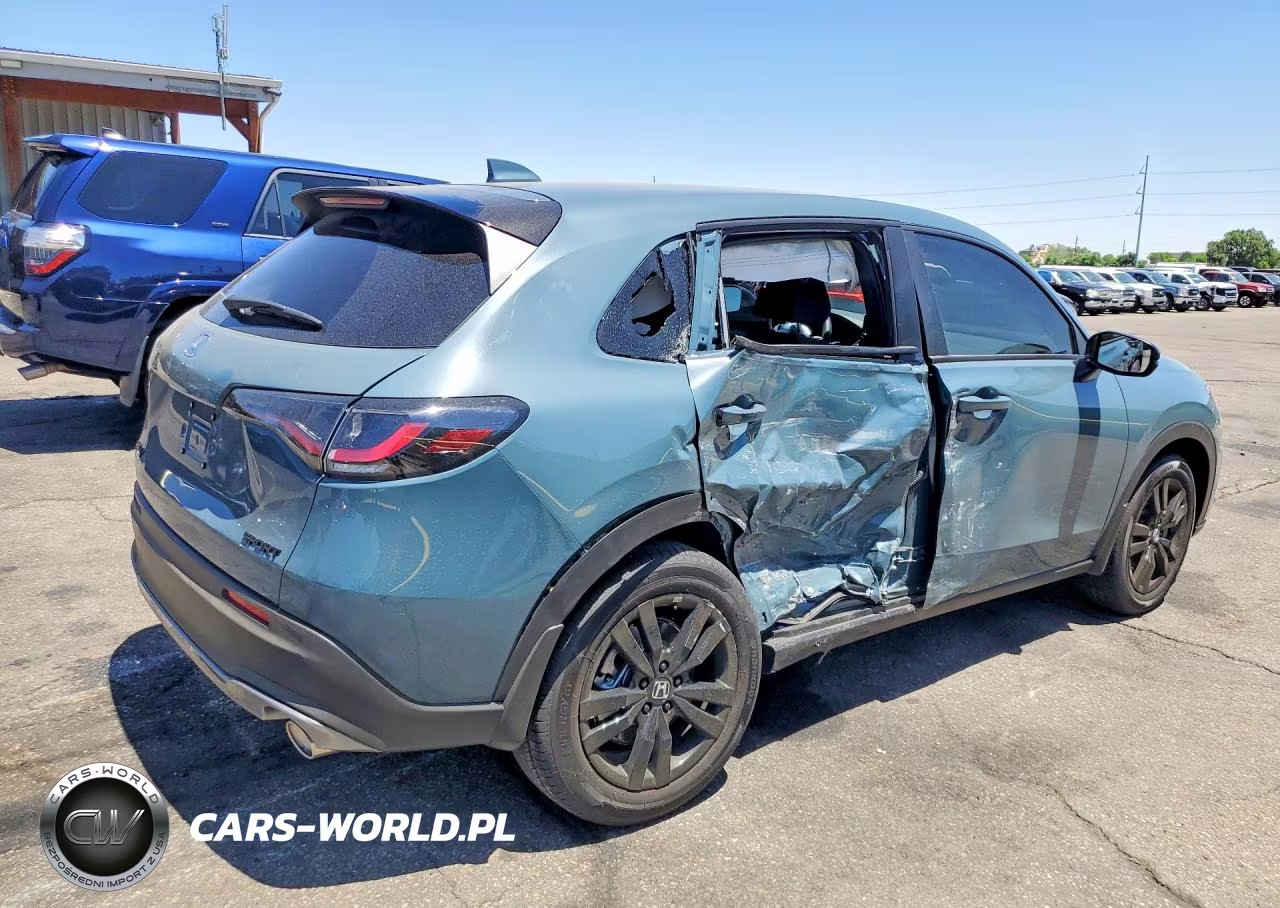 2026 Honda Hr-V Sport VIN:3CZRZ2H58TM758642 - 3