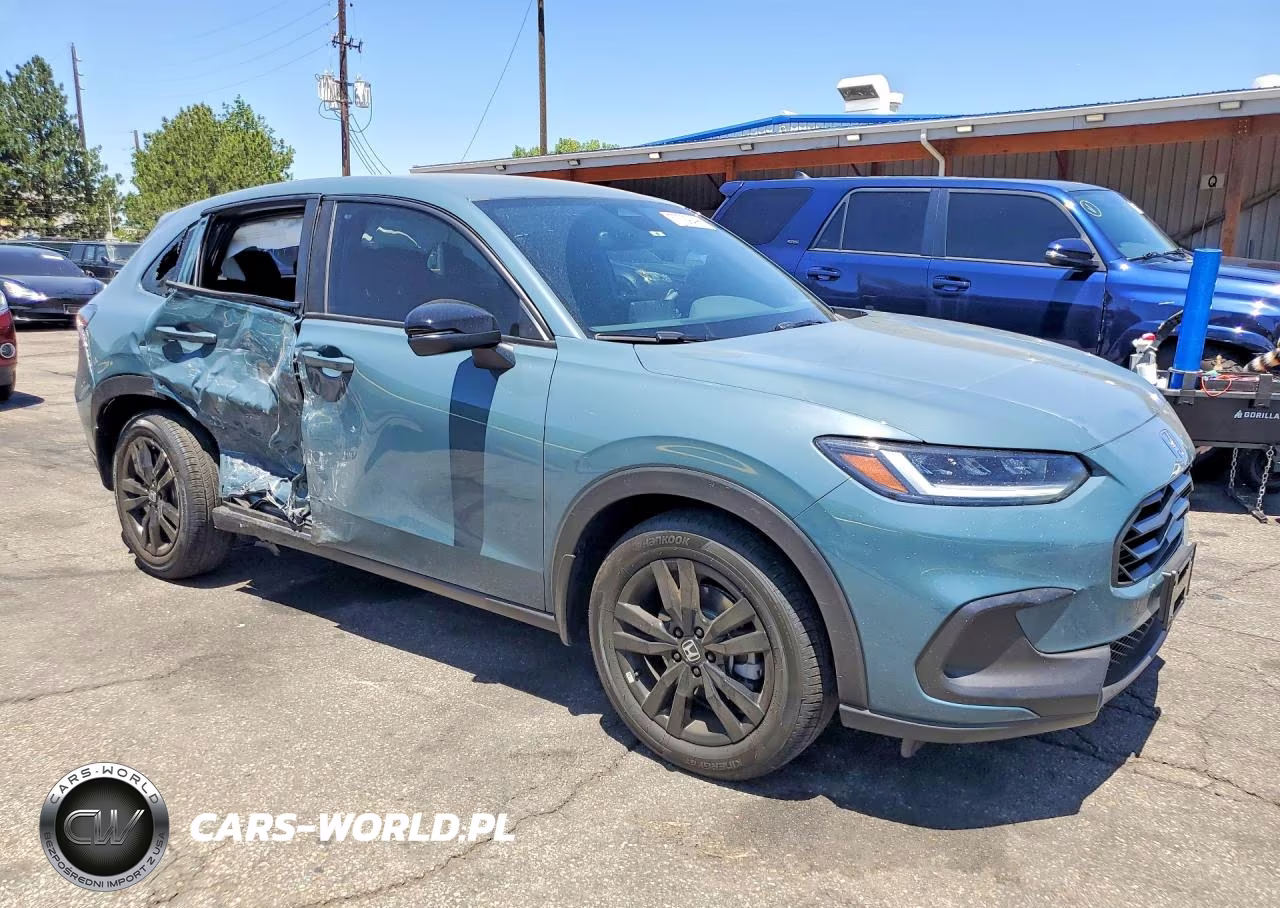 2026 Honda Hr-V Sport VIN:3CZRZ2H58TM758642 - 4