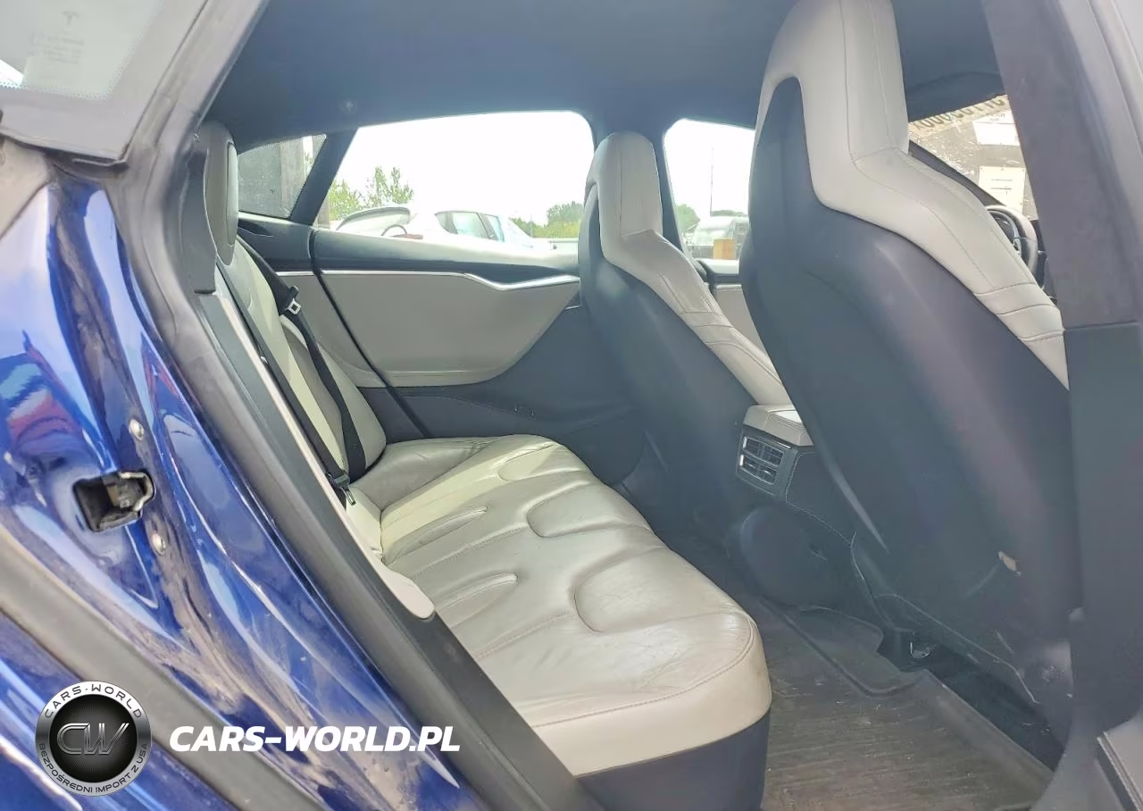 2016 Tesla Model S VIN:5YJSA1E22GF136812 - 10