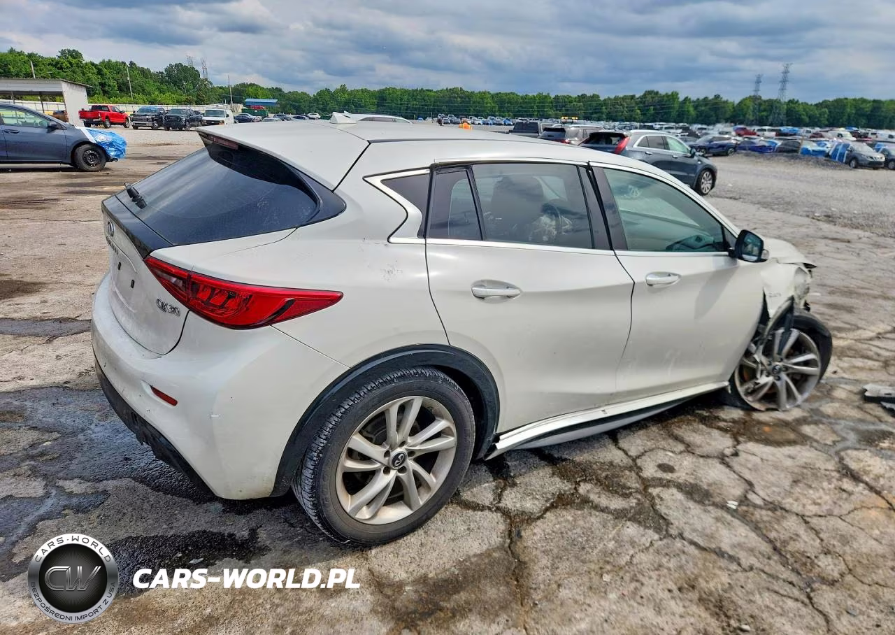 2017 Infiniti Qx30 Base VIN:SJKCH5CP5HA033655 - 3