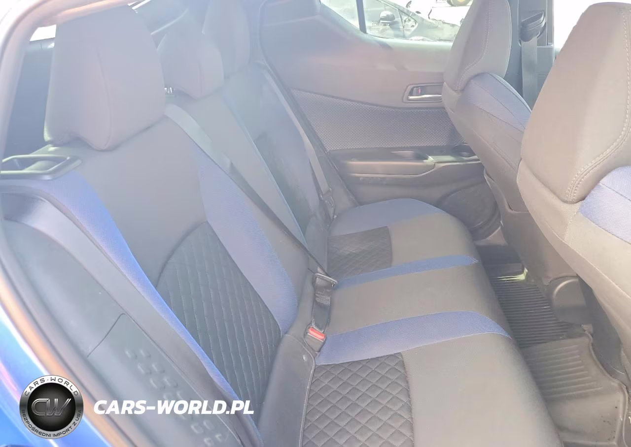 2022 Toyota C-Hr Xle VIN:NMTKHMBX0NR142189 - 10