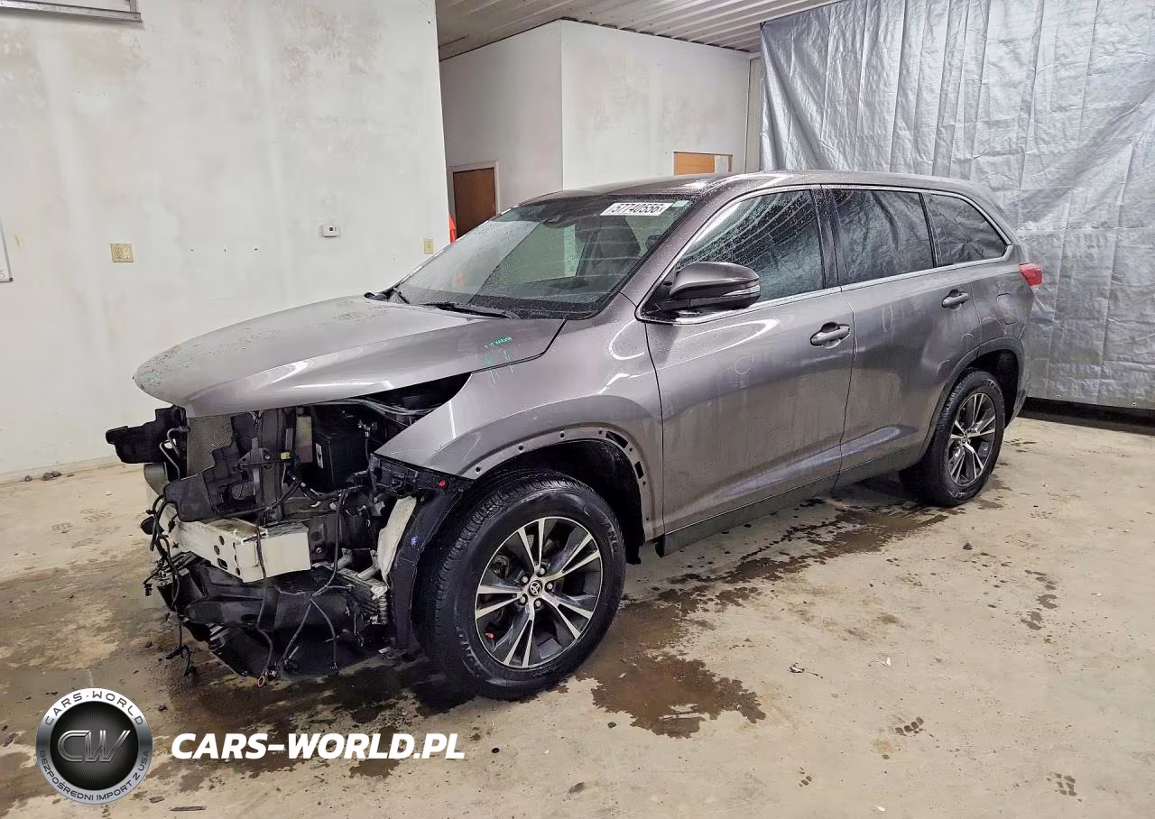 2019 Toyota Highlander Le Plus – zdjęcie 1 z 13