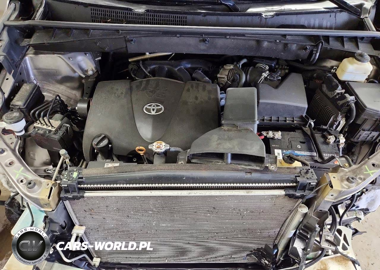 2019 Toyota Highlander Le Plus VIN:5TDZZRFH7KS367461 - 12