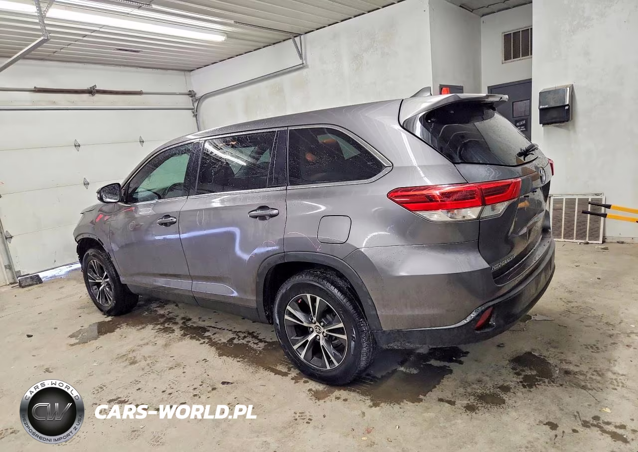 2019 Toyota Highlander Le Plus VIN:5TDZZRFH7KS367461 - 2