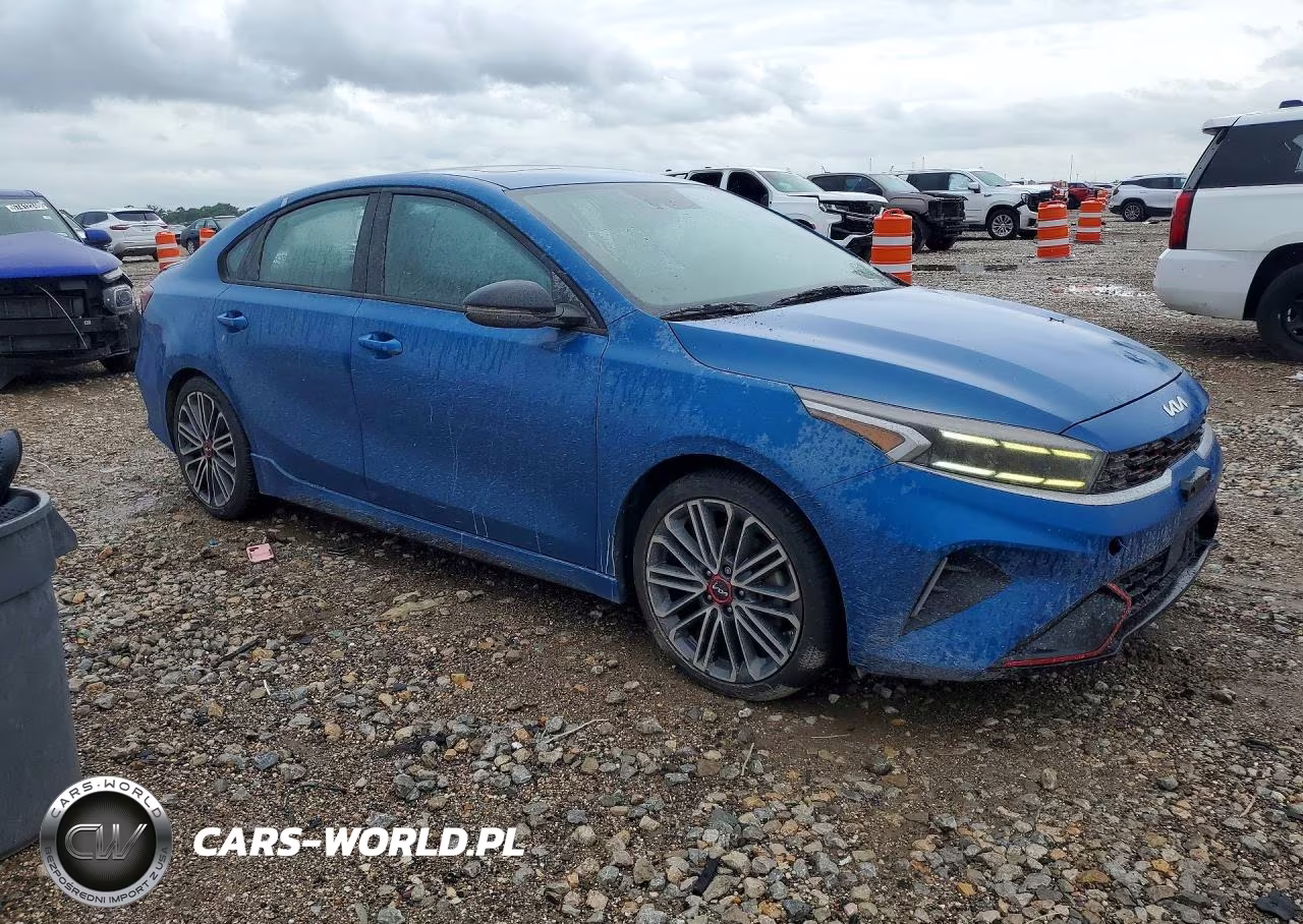 2023 Kia Forte Gt VIN:3KPF44AC1PE517310 - 4