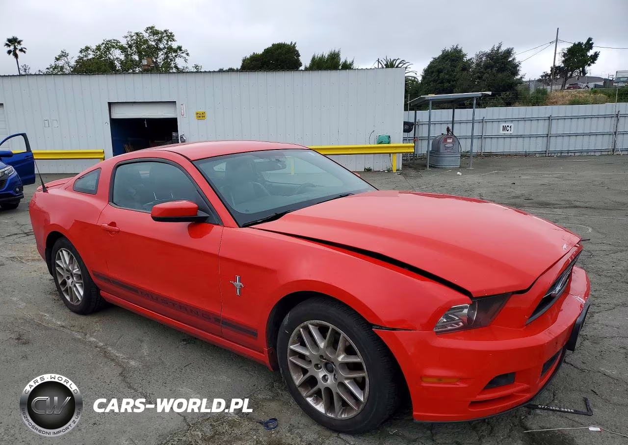 2013 Ford Mustang VIN:1ZVBP8AM0D5280125 - 4