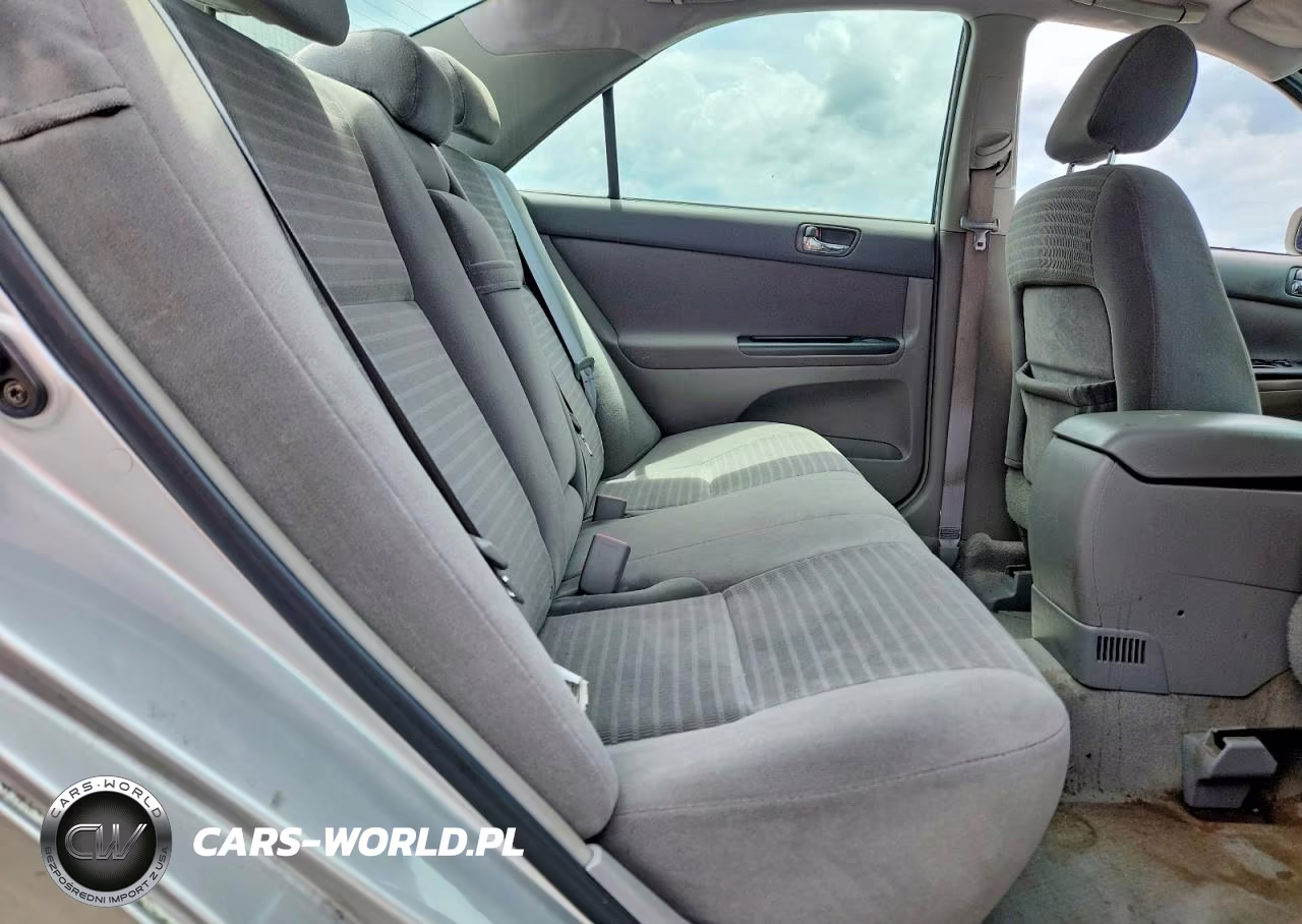 2005 Toyota Camry Le VIN:4T1BE32K55U546363 - 10
