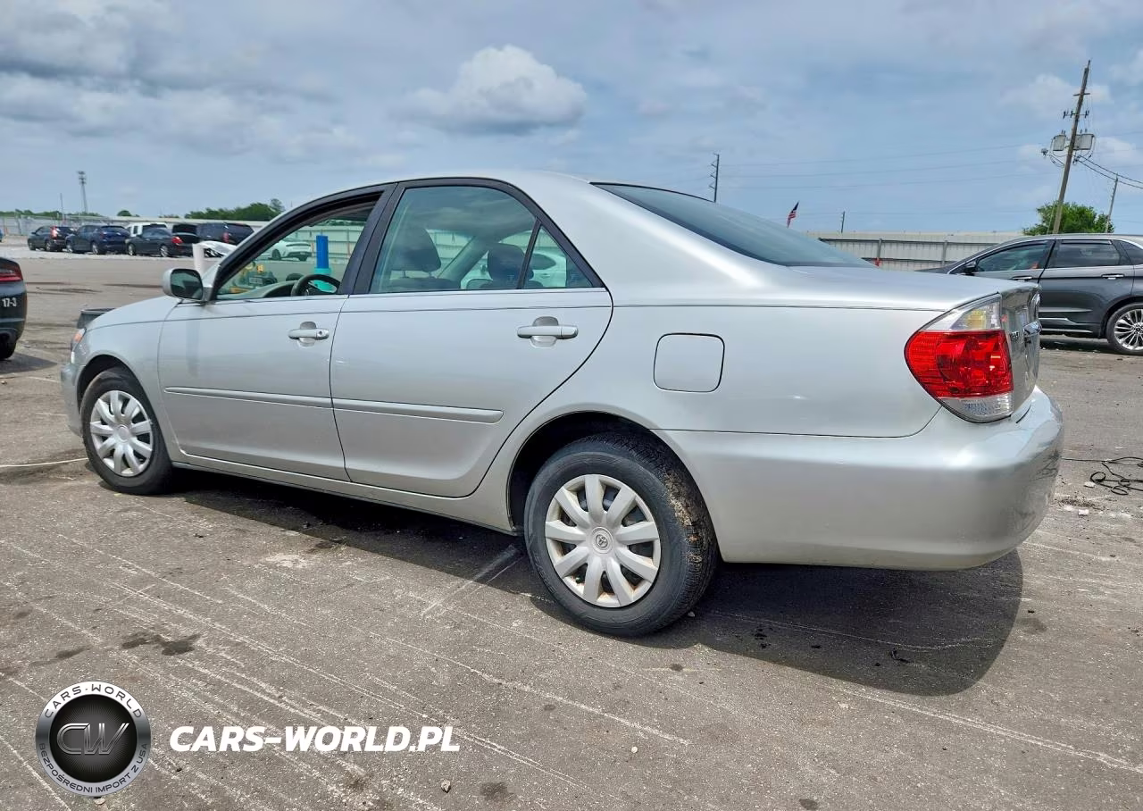 2005 Toyota Camry Le VIN:4T1BE32K55U546363 - 2
