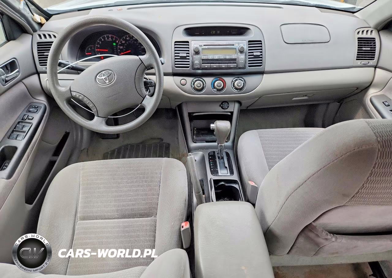 2005 Toyota Camry Le VIN:4T1BE32K55U546363 - 8