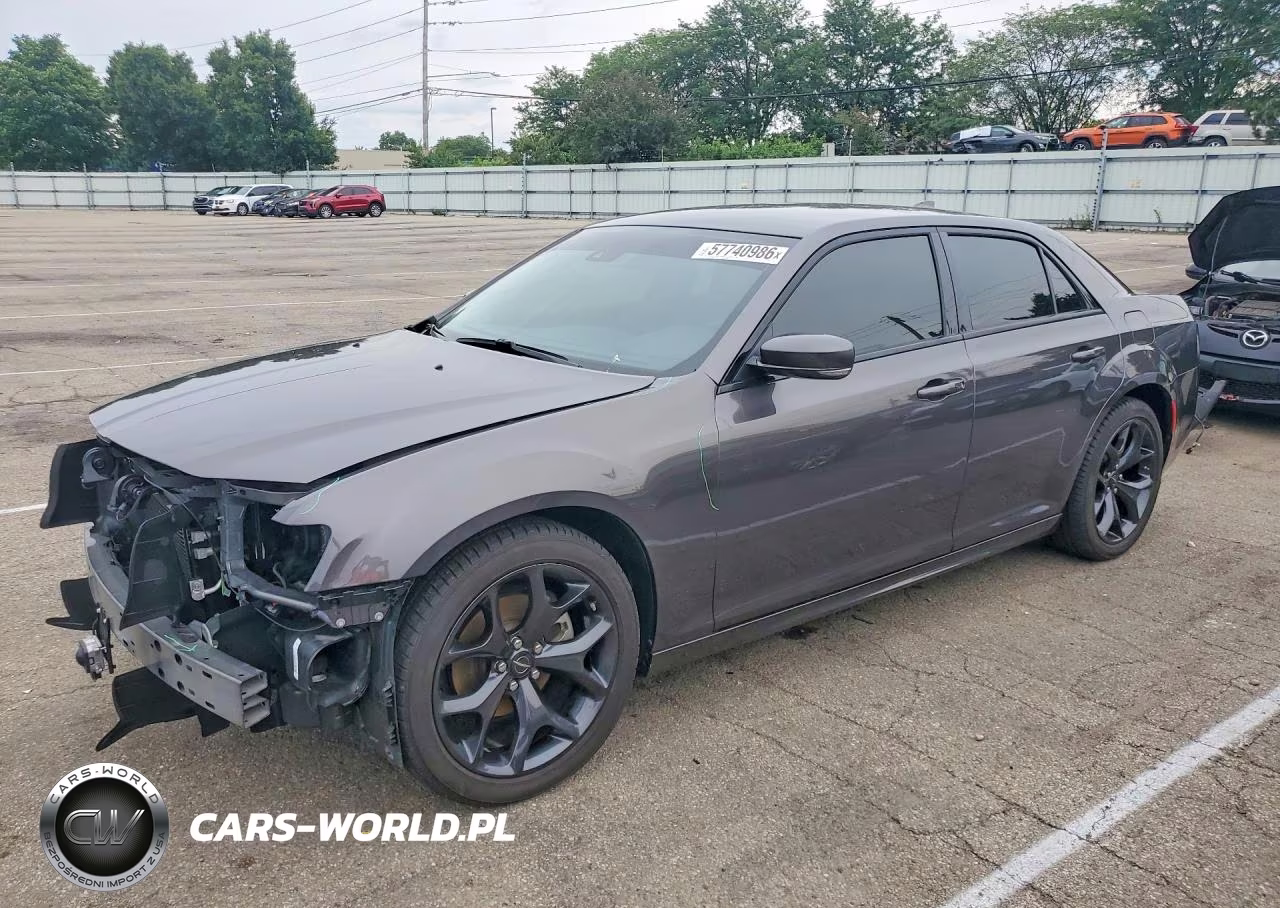 2023 Chrysler 300 Touring L – zdjęcie 1 z 12