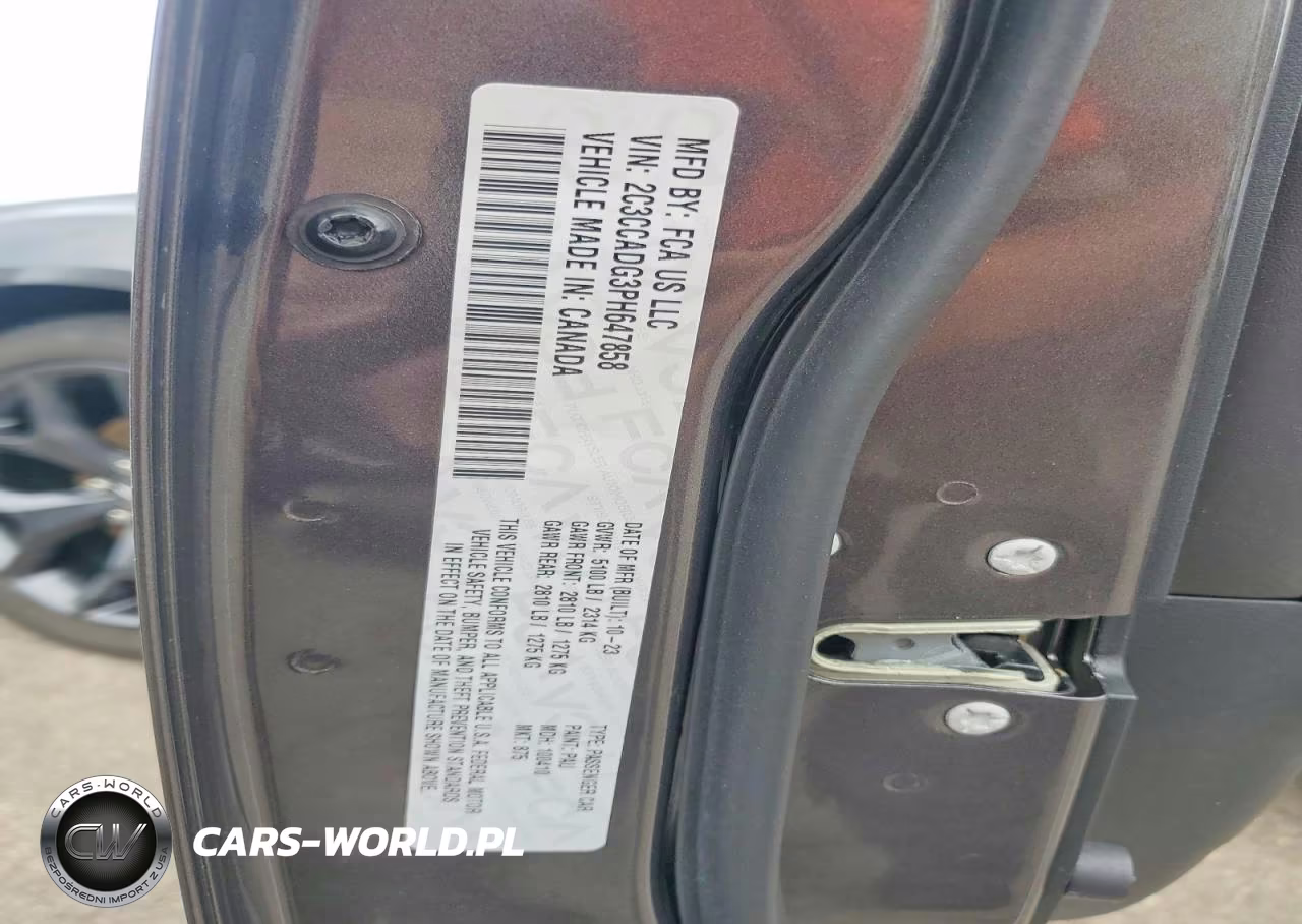 2023 Chrysler 300 Touring L VIN:2C3CCADG3PH647858 - 12