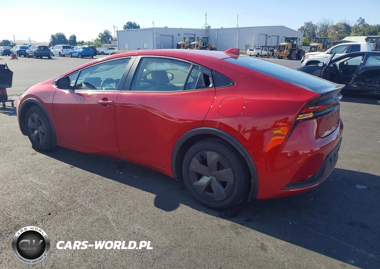 2024 Toyota Prius Le VIN:JTDACAAU5R3038032 - 2