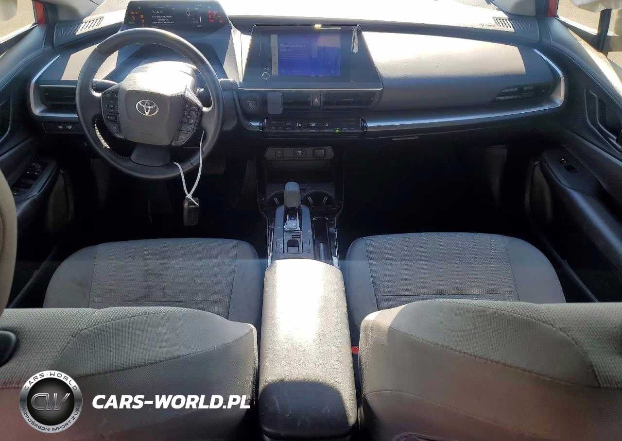 2024 Toyota Prius Le VIN:JTDACAAU5R3038032 - 8