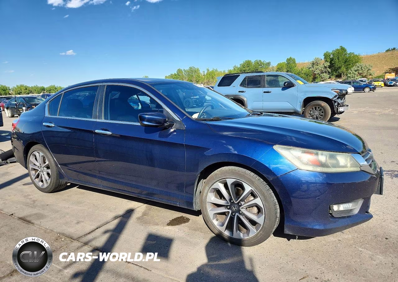 2015 Honda Accord Sport VIN:1HGCR2F54FA249195 - 4