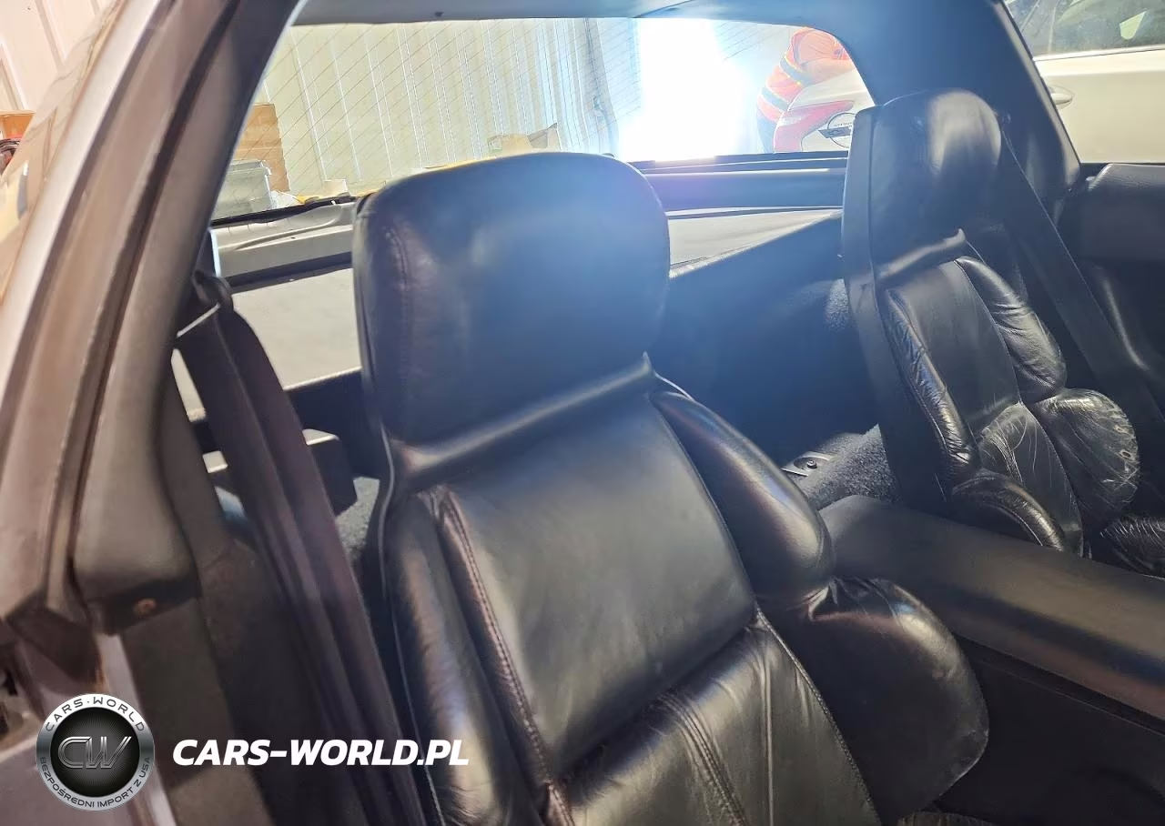 1991 Chevrolet Corvette VIN:1G1YY2383M5112947 - 10