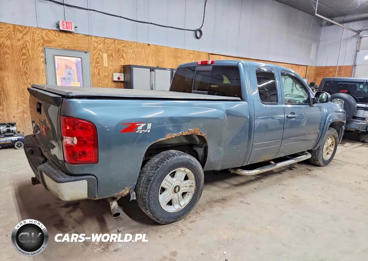 2007 Chevrolet Silverado K1500 VIN:2GCEK19J371722157 - 3