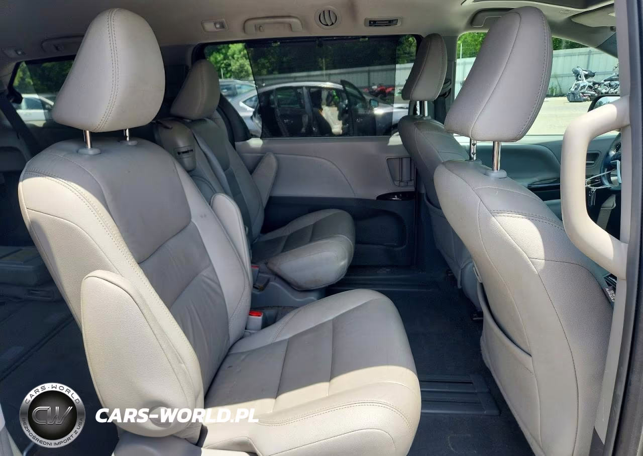 2019 Toyota Sienna Xle 8-Passenger VIN:5TDYZ3DCXKS977659 - 10