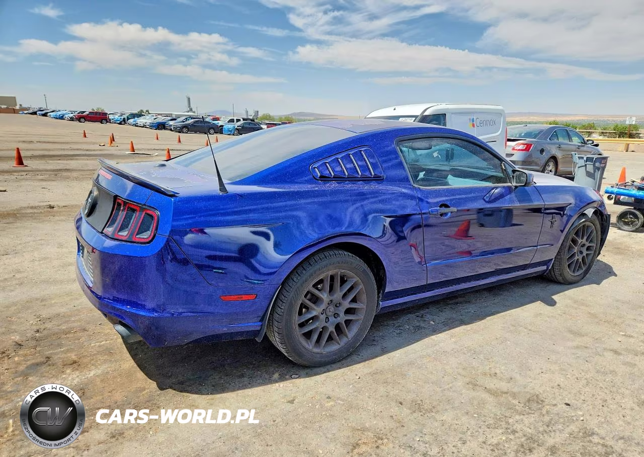 2013 Ford - Ford Mustang VIN:1ZVBP8AM5D5232328 - 3