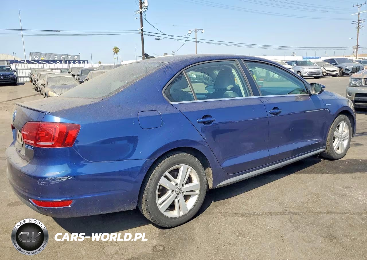 2013 Volkswagen Jetta Hybrid VIN:3VW637AJ4DM226754 - 3