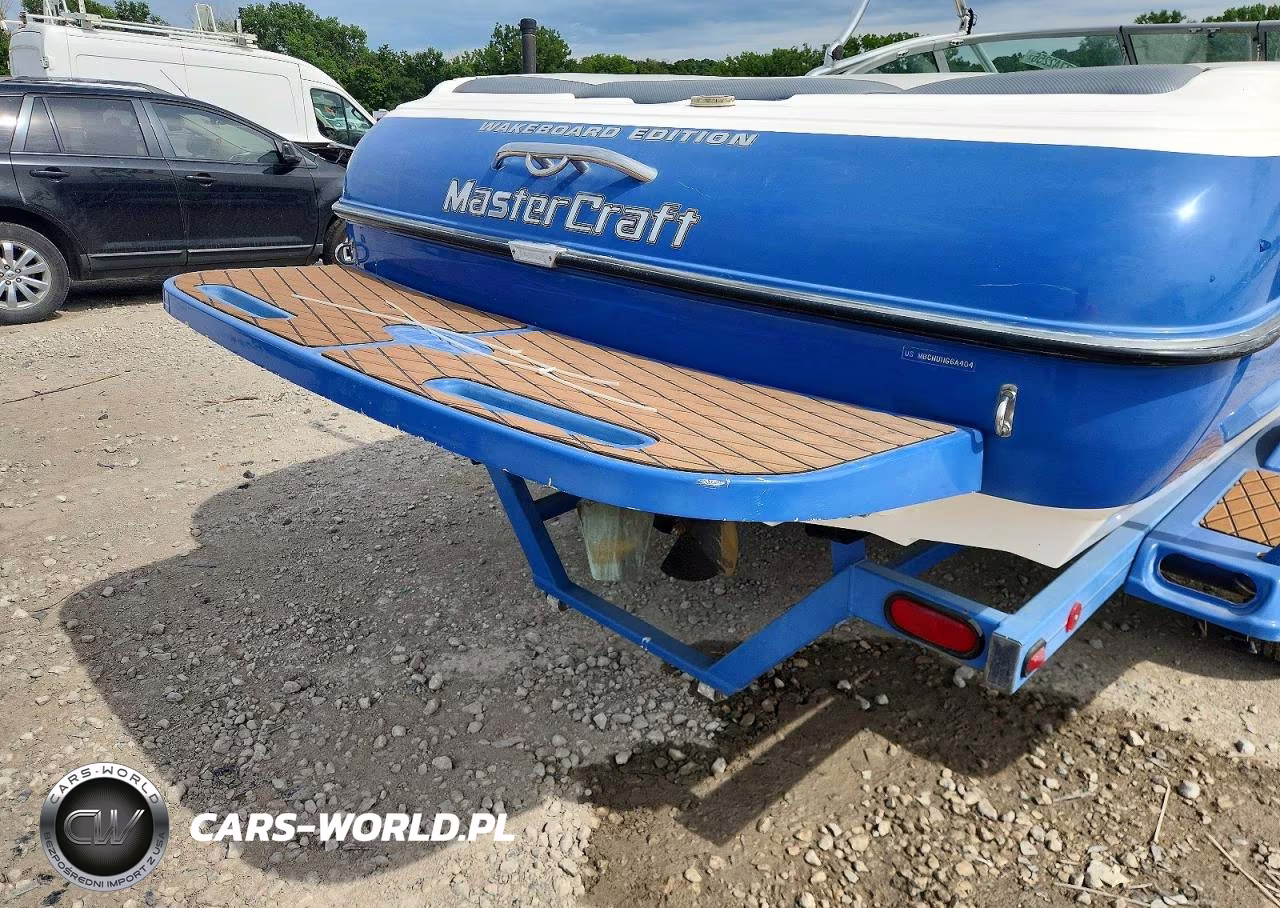2004 Mastercraft Boat VIN:MBCNUHG6A404 - 10