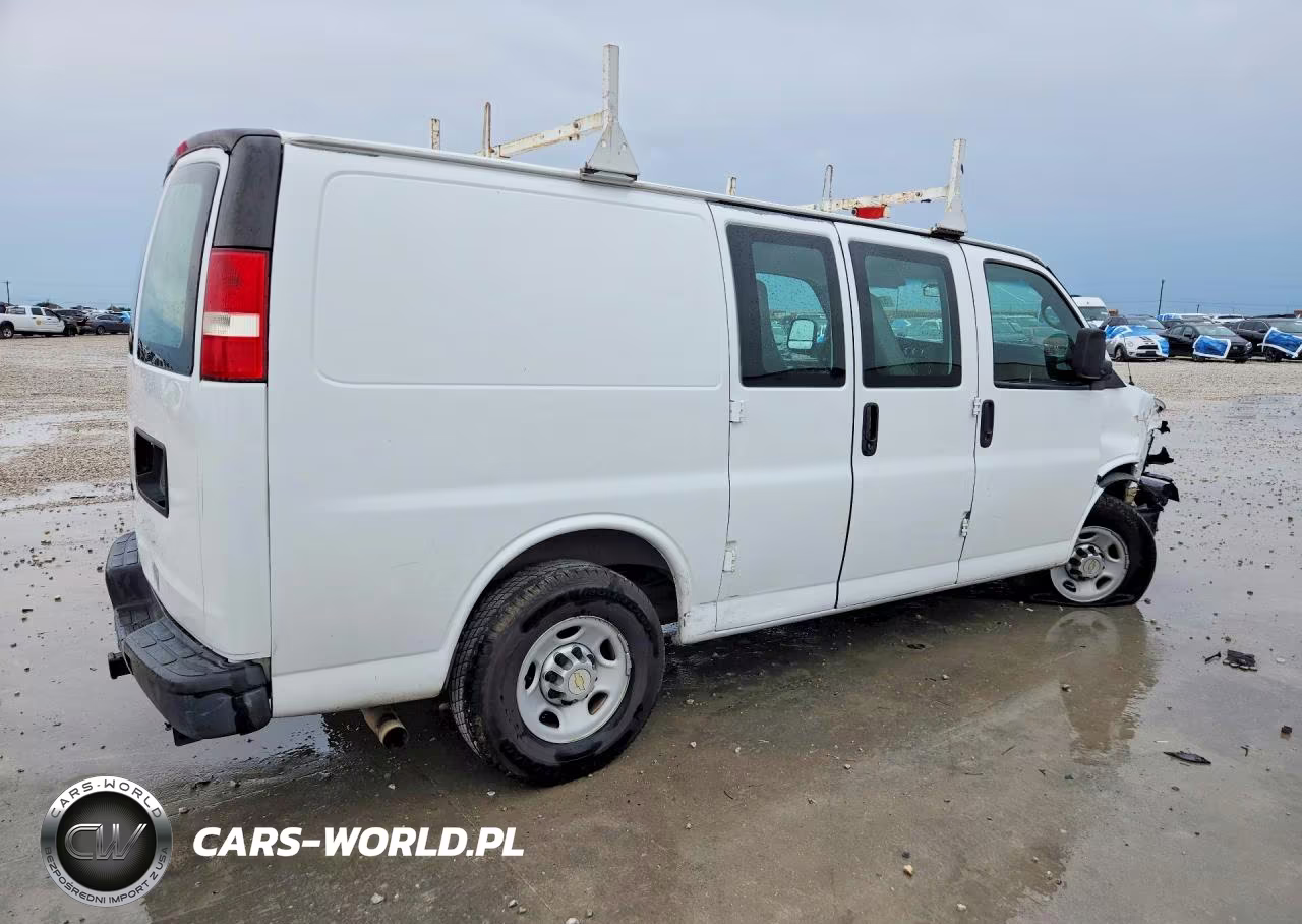 2014 Chevrolet Express G2500 VIN:1GCWGFCAXE1142760 - 3