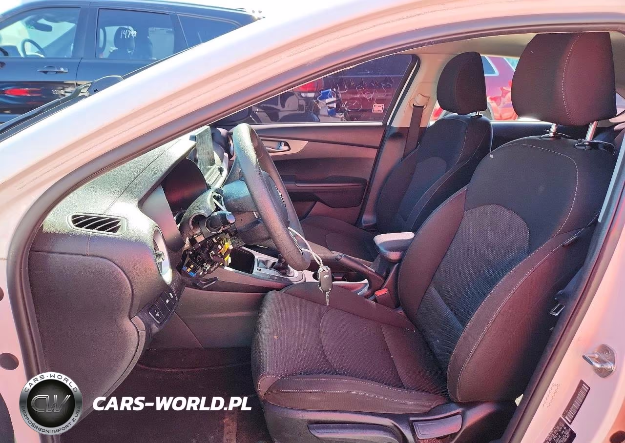 2020 Kia Forte Lxs VIN:3KPF24AD2LE262403 - 7