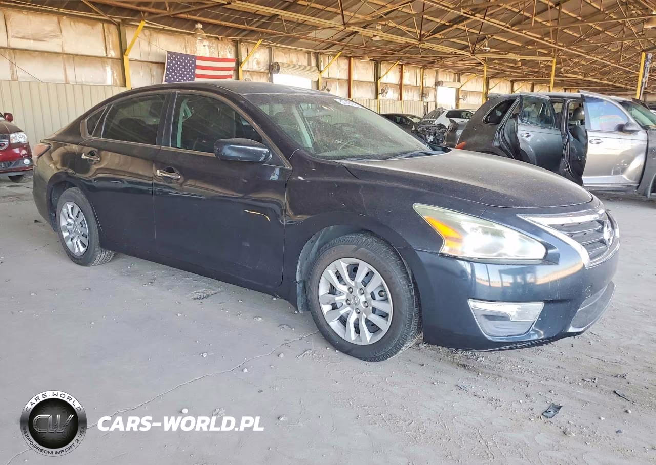 2015 Nissan Altima 2.5 S VIN:1N4AL3AP2FC209486 - 4