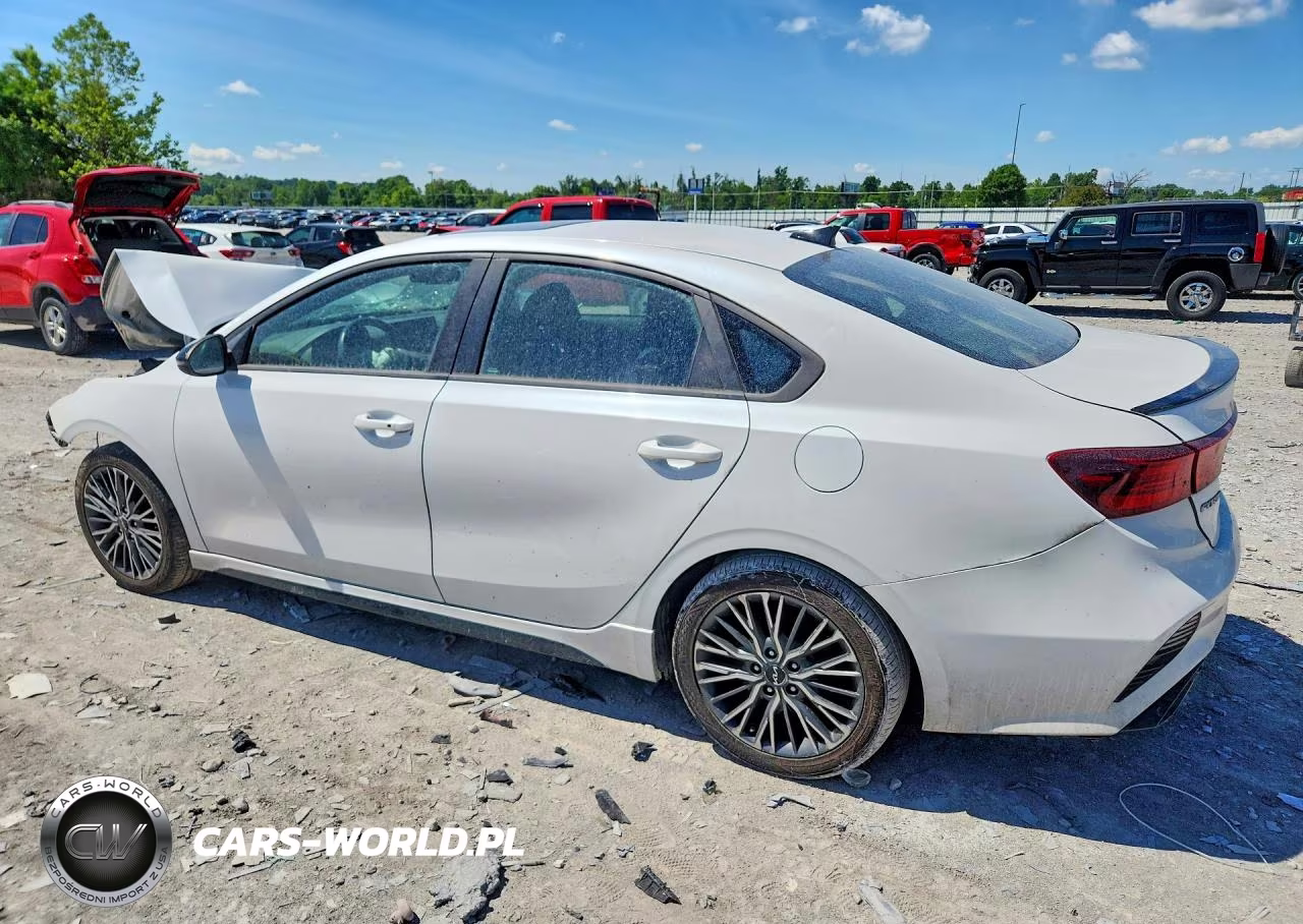 2024 Kia Forte Gt Line VIN:3KPF54AD9RE718235 - 2
