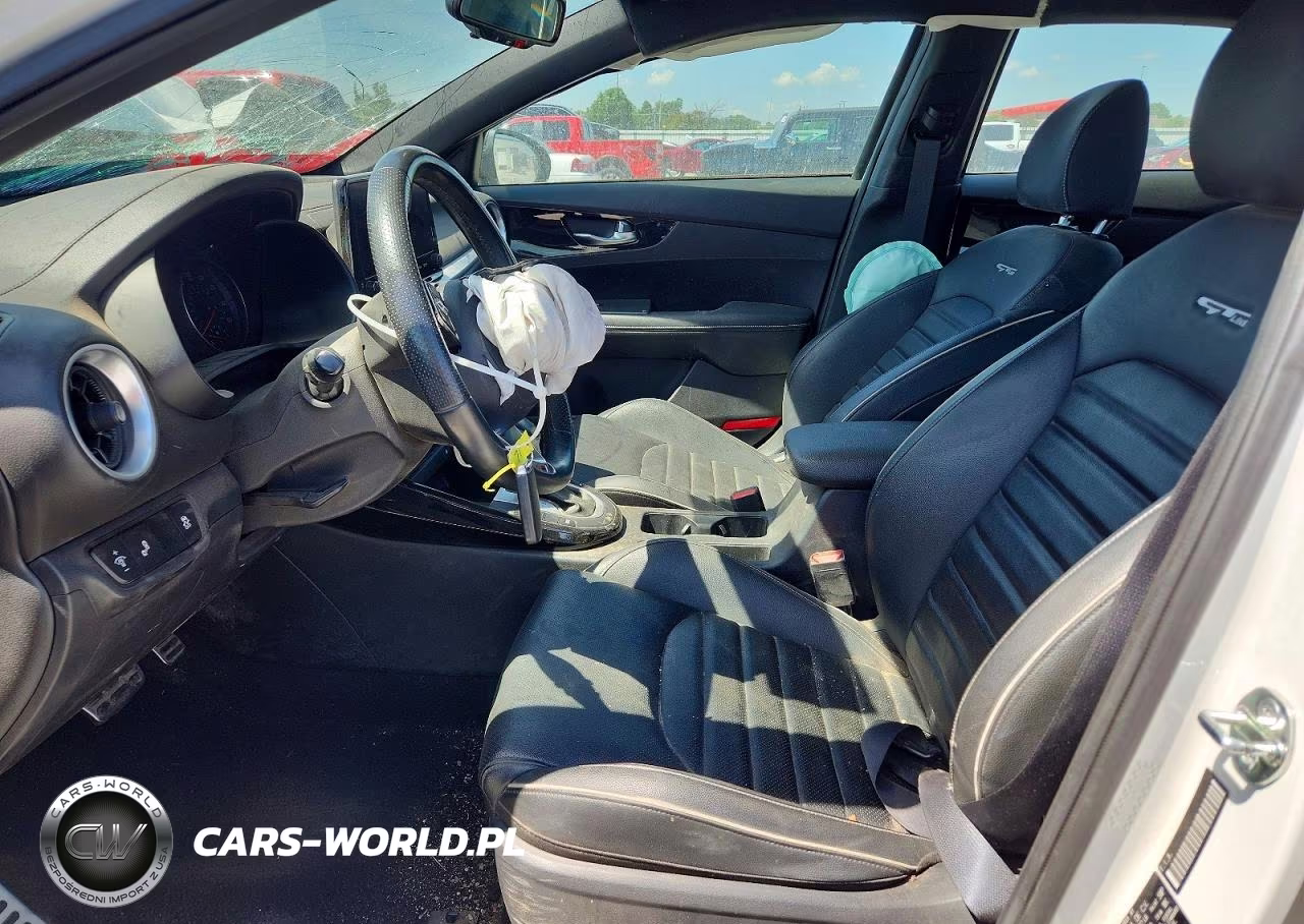 2024 Kia Forte Gt Line VIN:3KPF54AD9RE718235 - 7