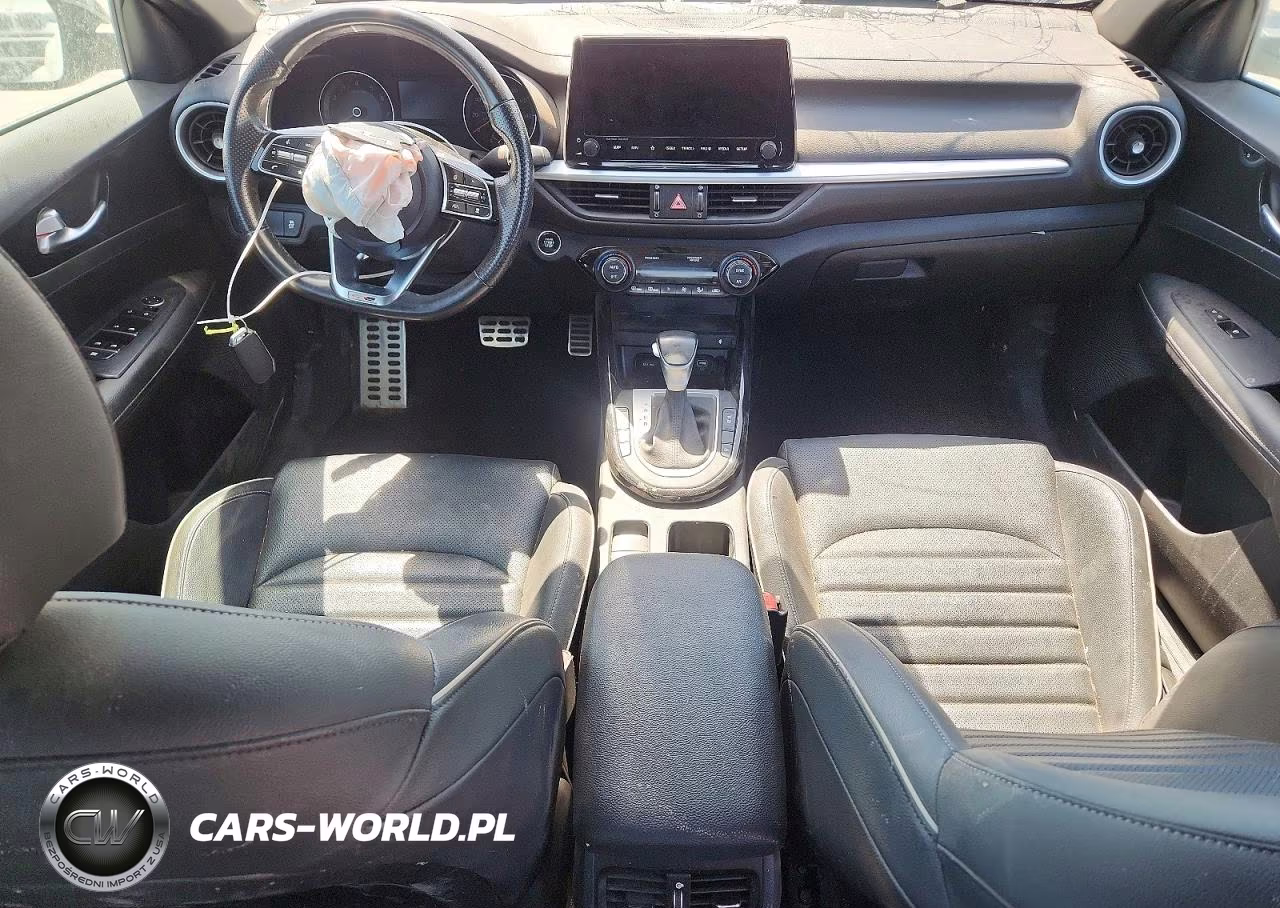 2024 Kia Forte Gt Line VIN:3KPF54AD9RE718235 - 8