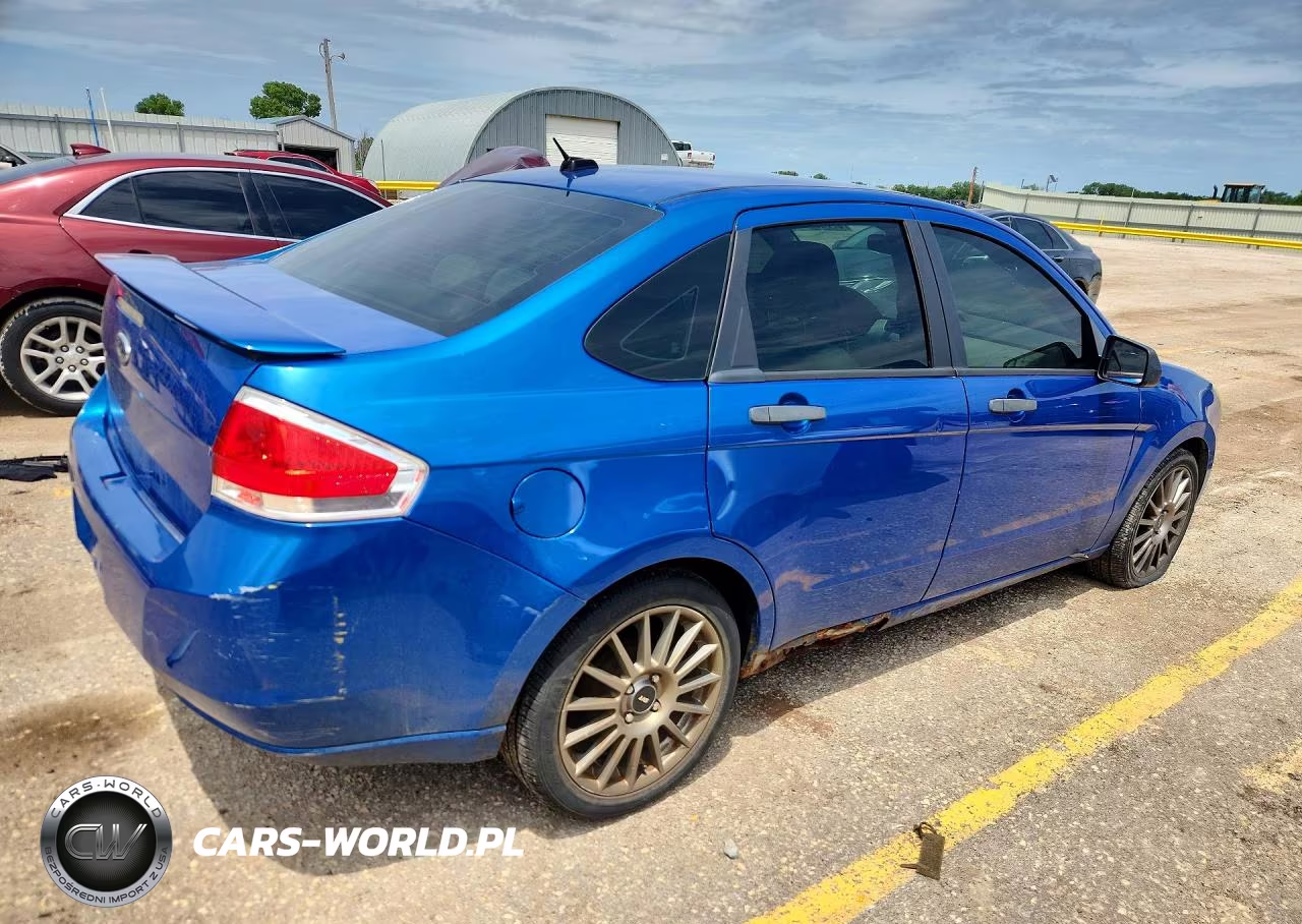 2011 Ford Focus S VIN:1FAHP3EN4BW112357 - 3