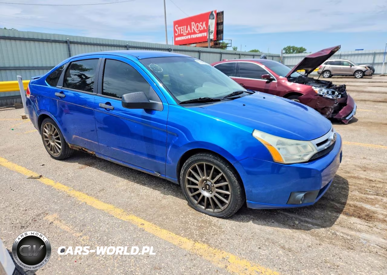 2011 Ford Focus S VIN:1FAHP3EN4BW112357 - 4