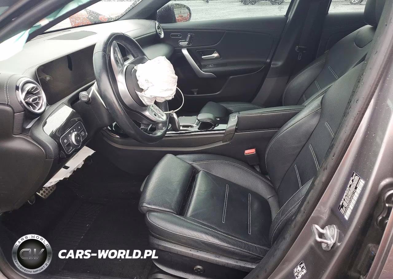 2019 Mercedes-Benz A 220 4Matic VIN:WDD3G4FB3KW032195 - 7