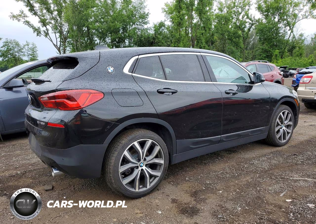 2018 BMW X2 xDrive28I VIN:WBXYJ5C30JEF70478 - 3