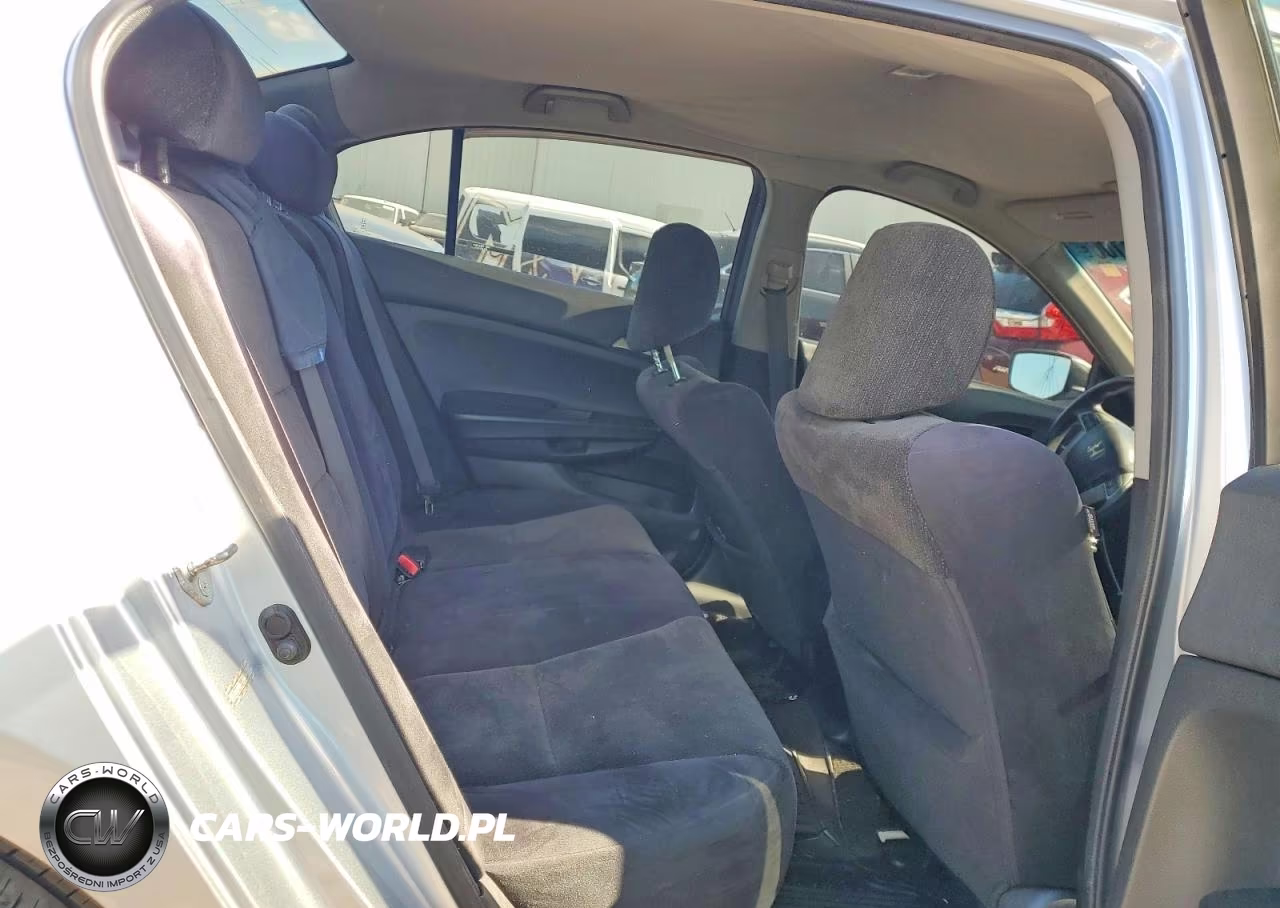 2009 Honda Accord Lx VIN:1HGCP26389A186370 - 10