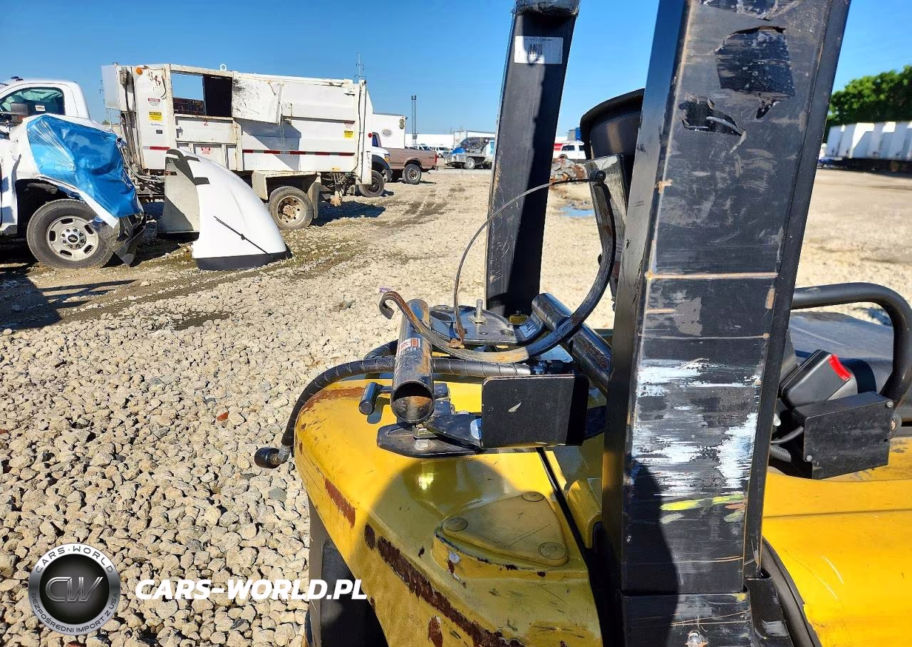 2017 Yale Glp030Vxnrsv062 Forklift VIN:D810V02893R - 6