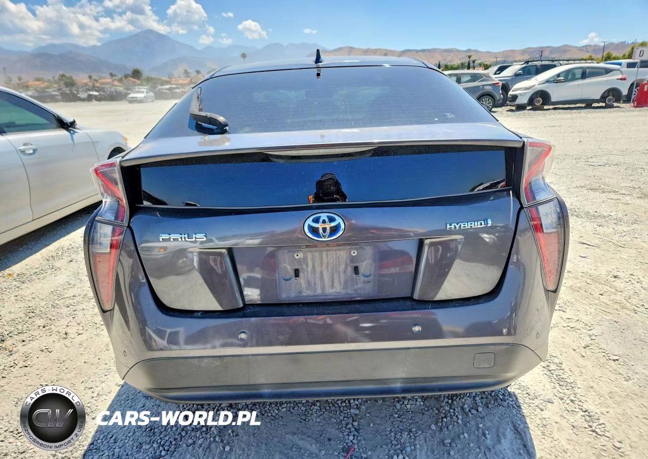 2017 Toyota Prius Three VIN:JTDKARFU9H3544155 - 6