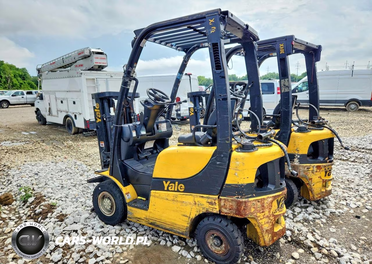 2017 Yale Glp030Vxnrsv062 Forklift VIN:D810V02959R - 3
