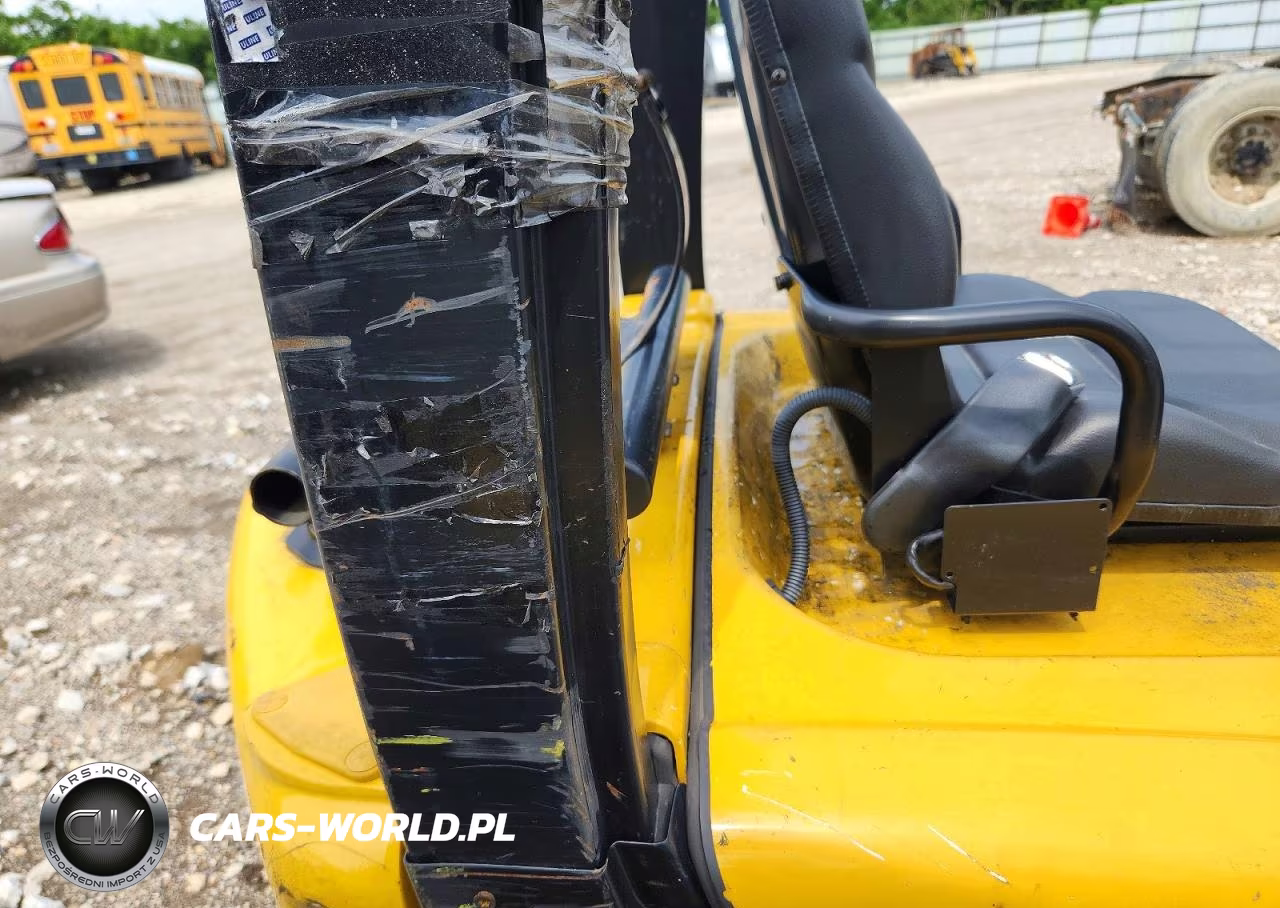 2017 Yale Glp030Vxnrsv062 Forklift VIN:D810V02959R - 6
