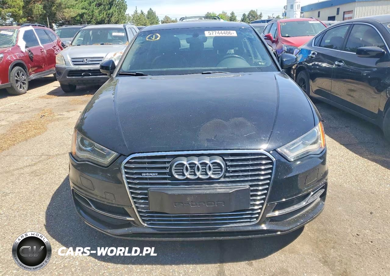 2016 Audi A3 E-Tron Premium Ultra VIN:WAUVPBFF6GA092824 - 5