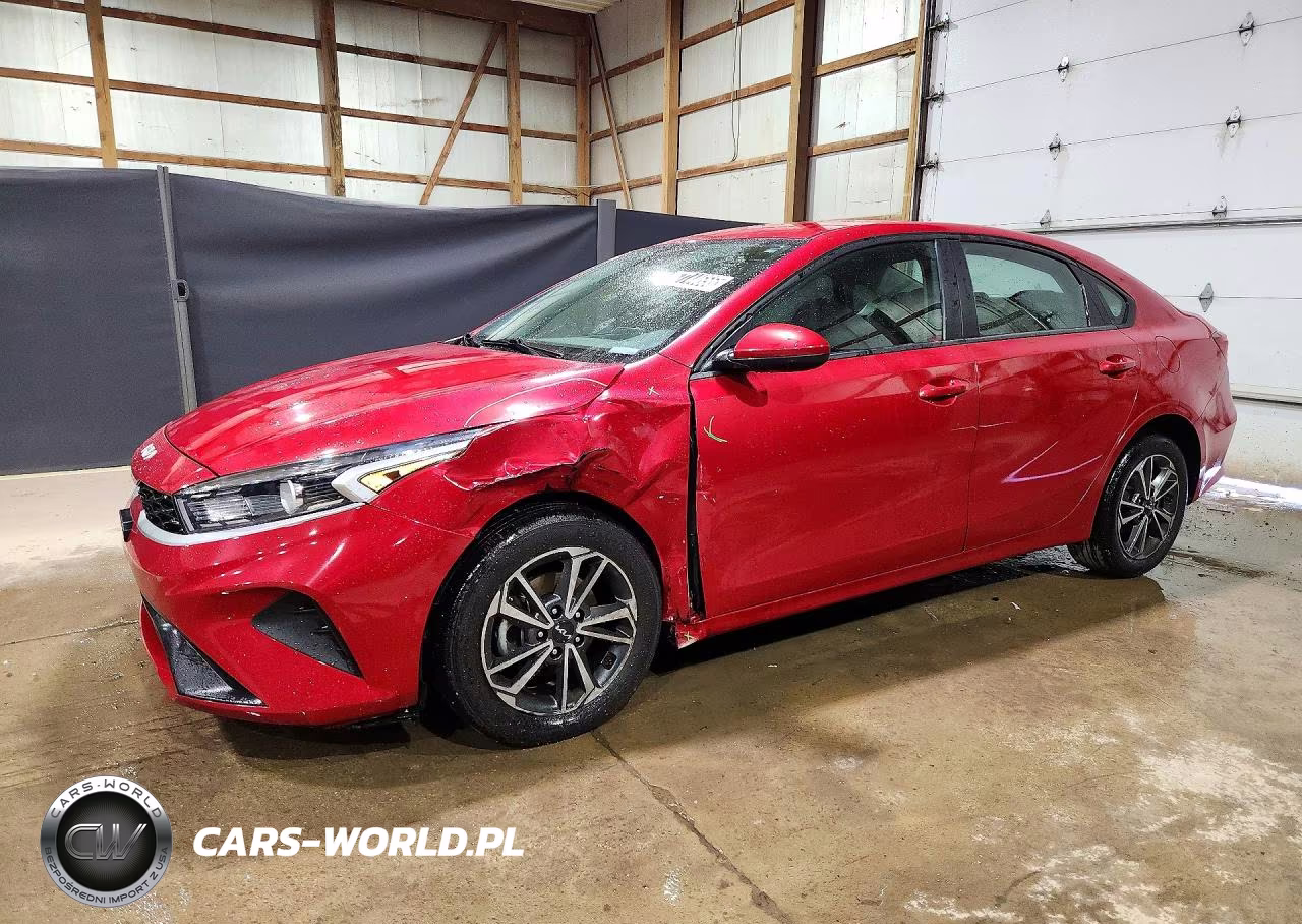 2023 Kia Forte Lxs – zdjęcie 1 z 12