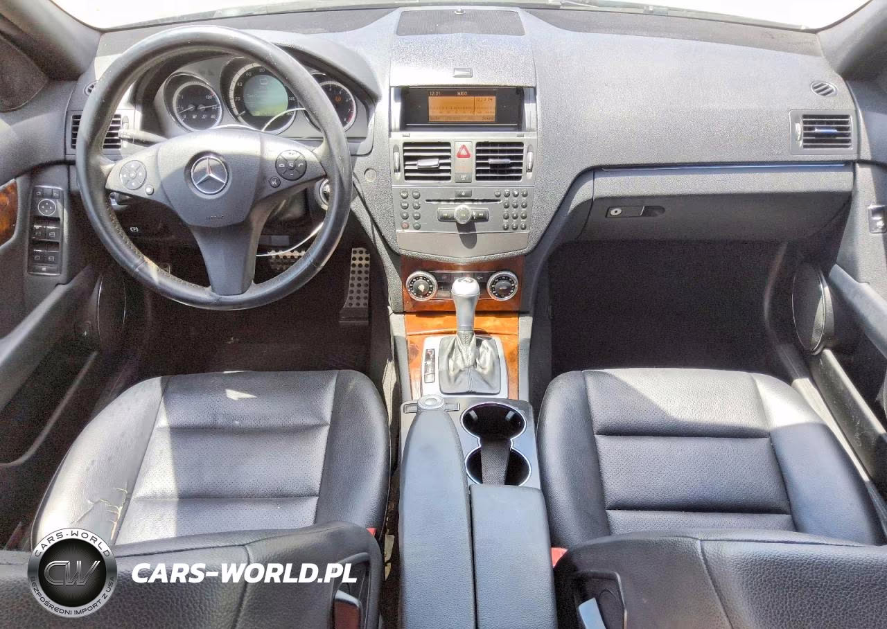 2010 Mercedes-Benz C 300 VIN:WDDGF5EB0AR100641 - 8