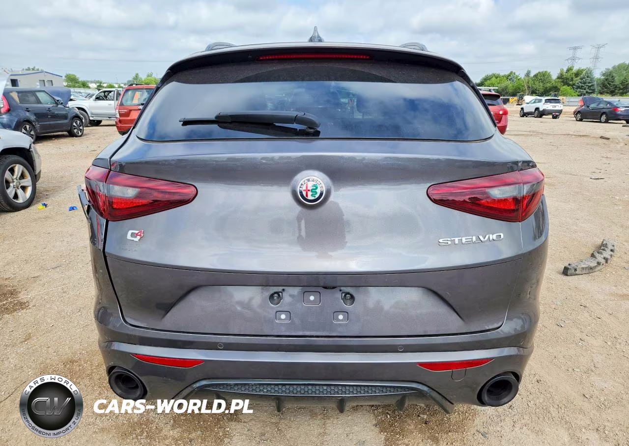 2022 Alfa Romeo Stelvio Ti-Ti Sport VIN:ZASPAKBN7N7D42339 - 6