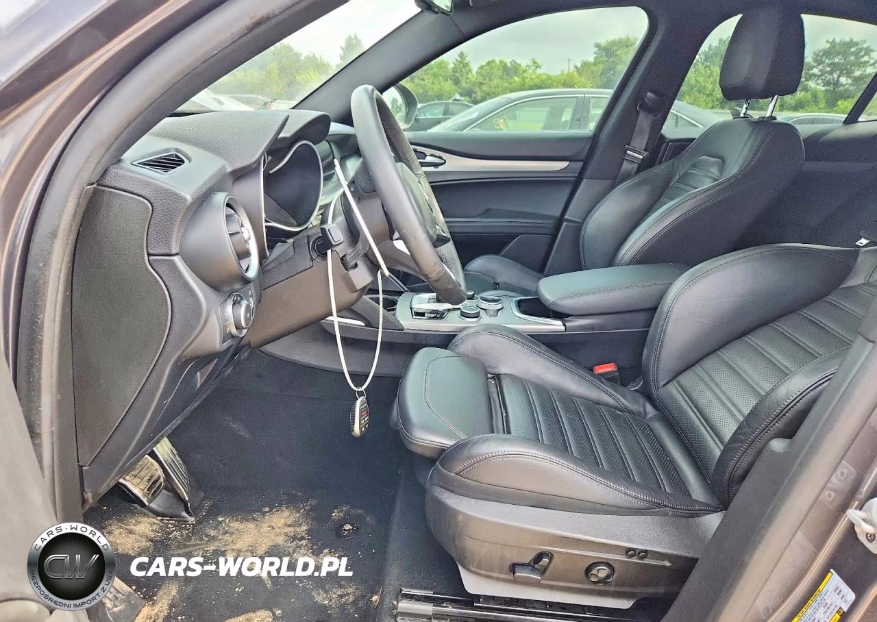 2022 Alfa Romeo Stelvio Ti-Ti Sport VIN:ZASPAKBN7N7D42339 - 7